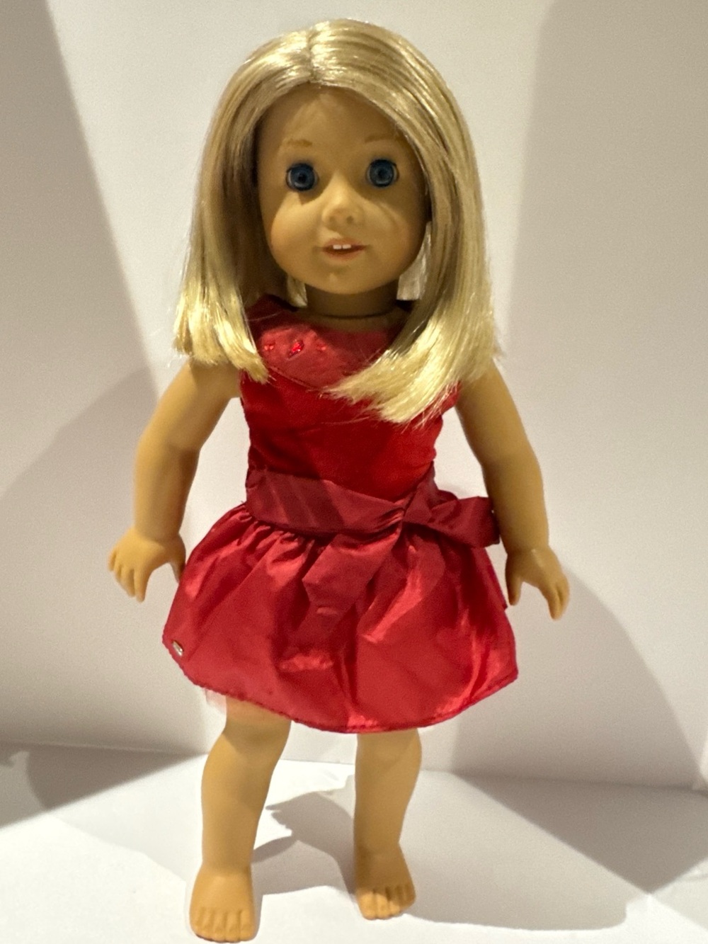 American Girl 2014 Truly Me Doll #27 Blonde Hair Blue Eyes w Red Holiday Dress